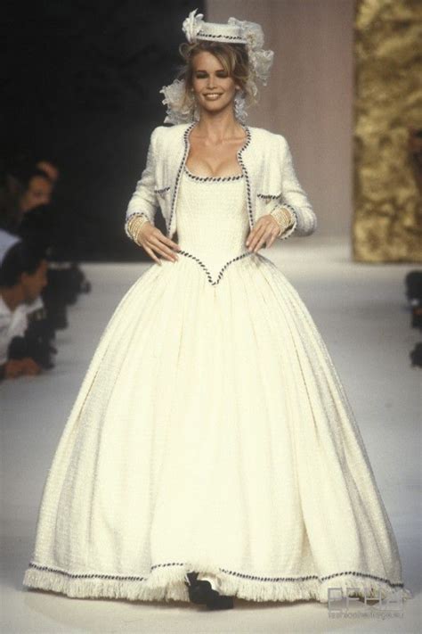 92 winter collection of chanel|Chanel couture show 1992.